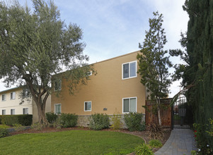 2327 Pruneridge Ave in Santa Clara, CA - Building Photo - Building Photo