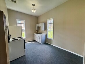 315 Jefferson St in Warrensburg, MO - Building Photo - Building Photo