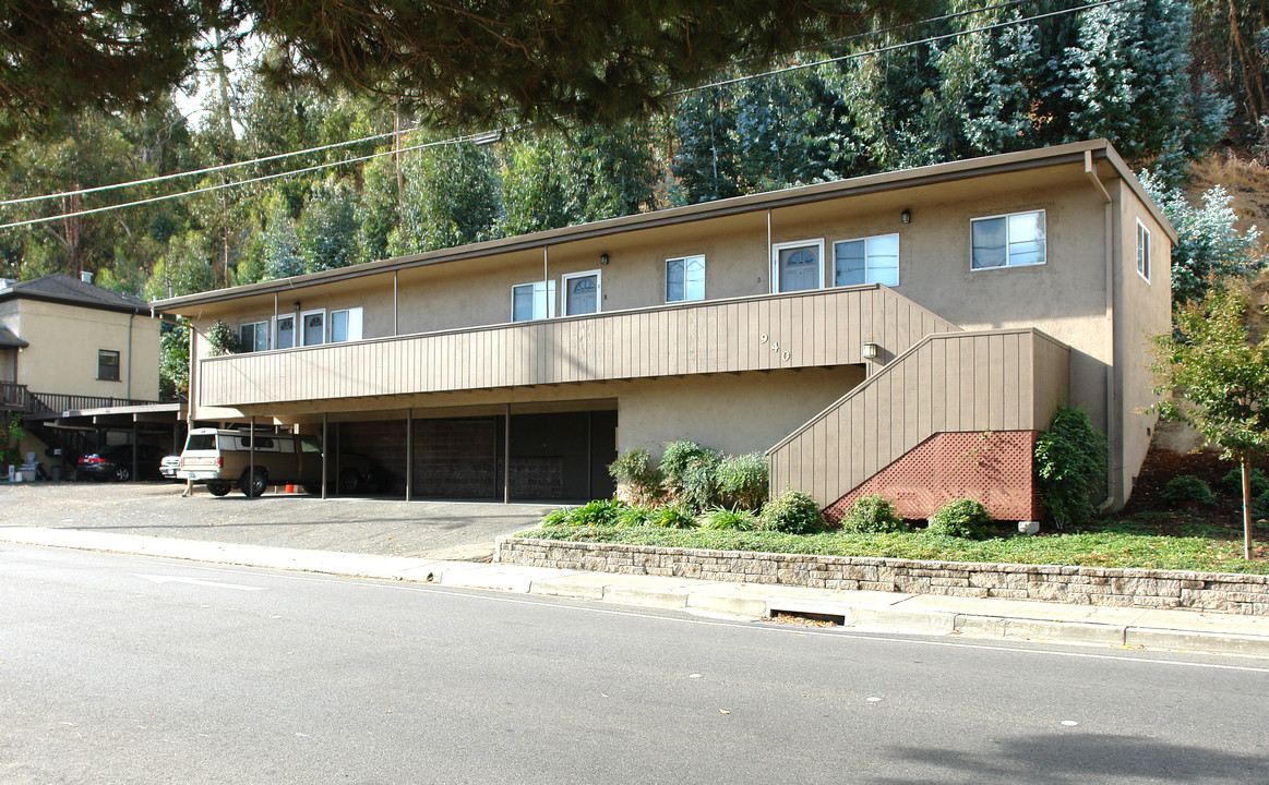 940 Berrellesa St in Martinez, CA - Building Photo