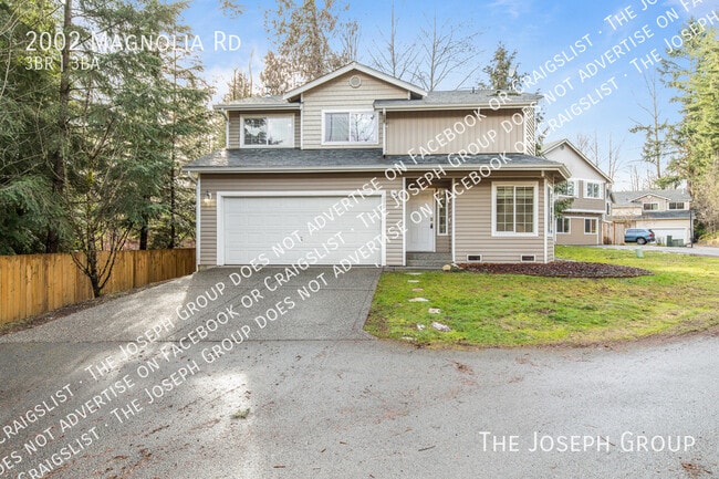 property at 2002 Magnolia Rd