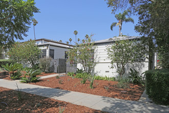 1009 17th St in Santa Monica, CA - Building Photo - Primary Photo