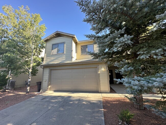 property at 3032 W Easterday Ln