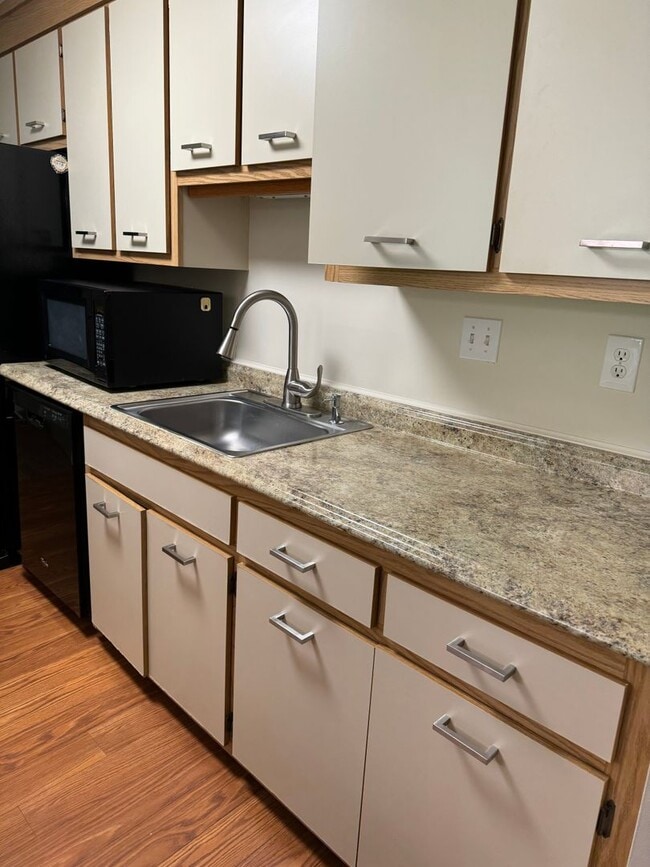 45 Dogwood Dr in Nashua, NH - Building Photo - Building Photo