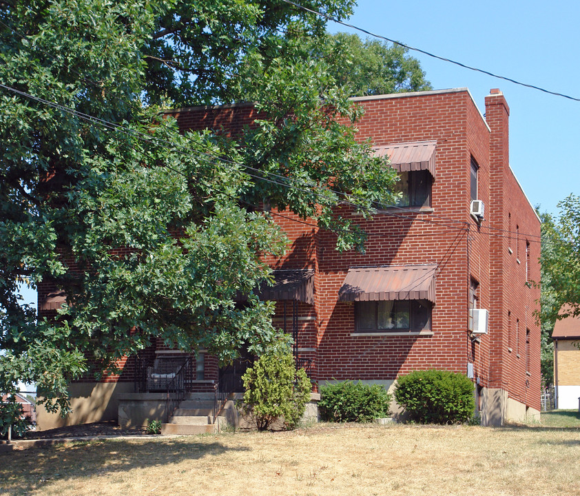 2514 Boudinot Ave in Cincinnati, OH - Building Photo