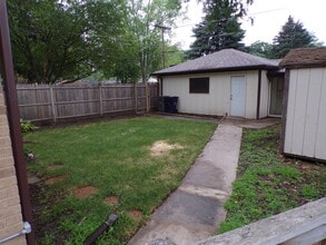 753 Ford Ave in Elgin, IL - Building Photo - Building Photo