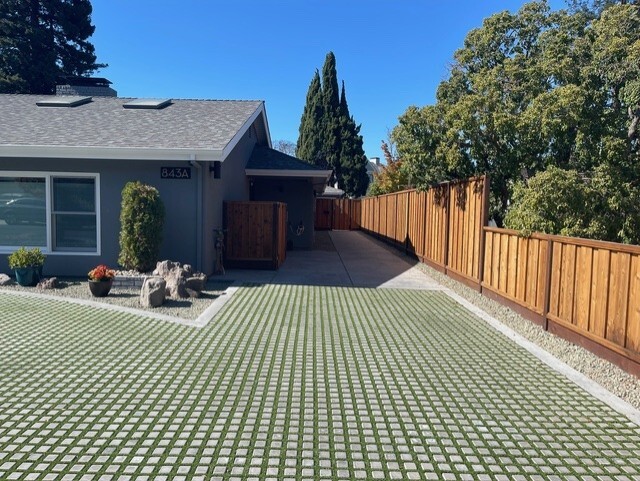 843 Southampton Dr in Palo Alto, CA - Building Photo