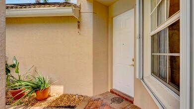7938 Jewelwood Dr in Boynton Beach, FL - Building Photo - Building Photo