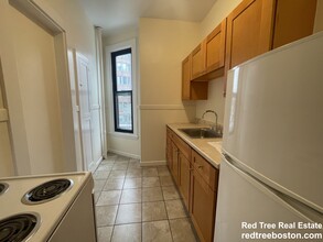 504 Beacon St, Unit 26 in Boston, MA - Building Photo - Building Photo