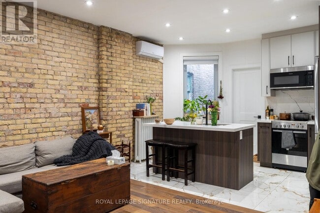 property at 2090 Dundas St W