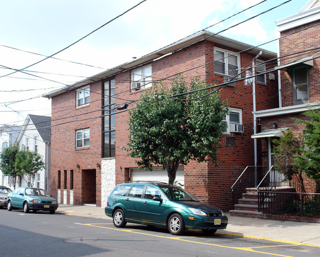 116 71st St in North Bergen, NJ - Building Photo - Building Photo