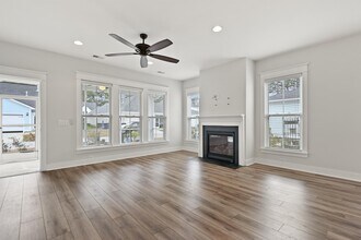 3953 Bessemer Rd in Mount Pleasant, SC - Building Photo - Building Photo