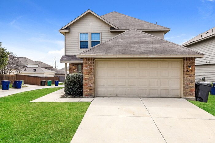 2210 Fishing Stone in San Antonio, TX - Foto de edificio