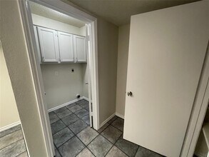 1231 Armadillo Rd in Austin, TX - Building Photo - Building Photo