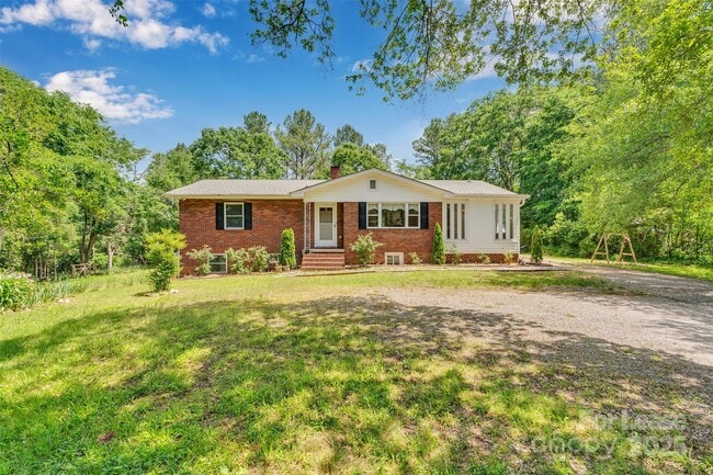 property at 1755 Simplicity Rd