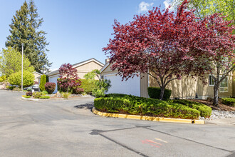 Quail Run Condominiums in Federal Way, WA - Building Photo - Building Photo