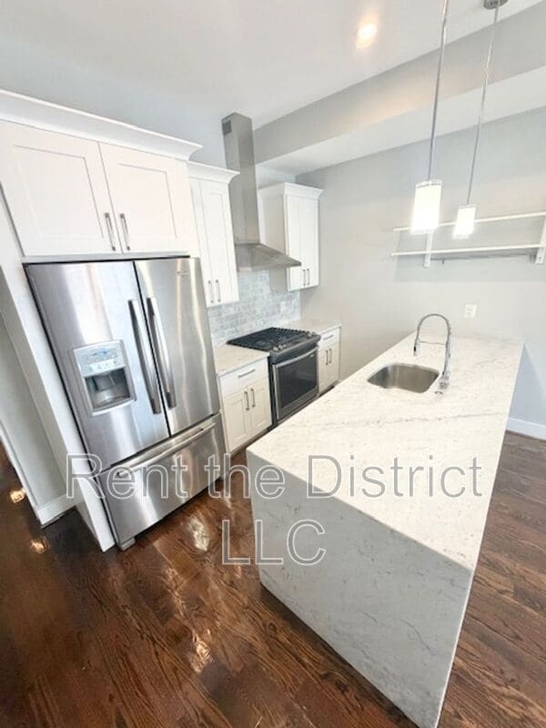 913 12th St NE in Washington, DC - Building Photo - Building Photo