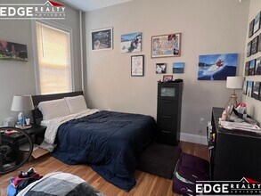 78 Foster St, Unit 2 in Boston, MA - Building Photo - Building Photo