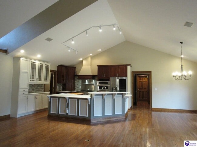 708 Foxfire Rd in Elizabethtown, KY - Building Photo - Building Photo