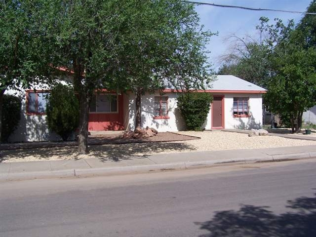 1707 Hawaii Ave in Alamogordo, NM - Building Photo