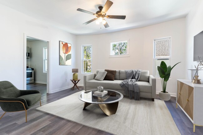 11 Leston St, Unit 2