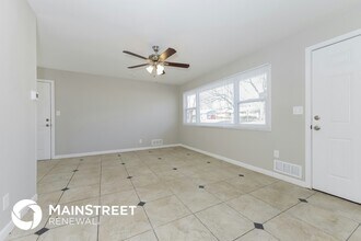 7415 E 110th St, Unit 6-0146-304 in Kansas City, MO - Building Photo - Building Photo