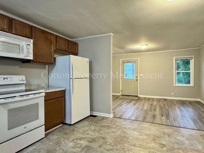 property at 2610 Dare St