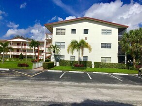 336 Brighton H in Boca Raton, FL - Building Photo - Building Photo