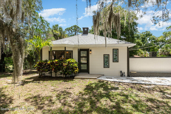 property at 1903 Stockton St