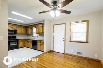 2301 NW 87 St in Kansas City, MO - Building Photo - Building Photo