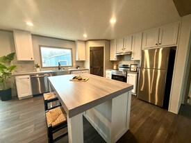 15919 Flores Curv in San Antonio, TX - Building Photo