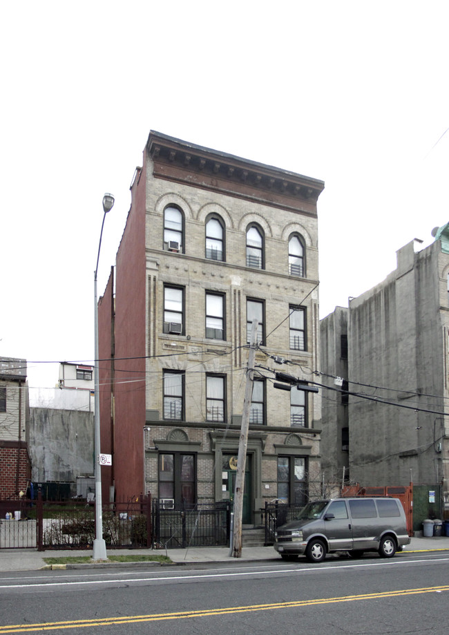 678 Saint Anns Ave in Bronx, NY - Building Photo - Building Photo