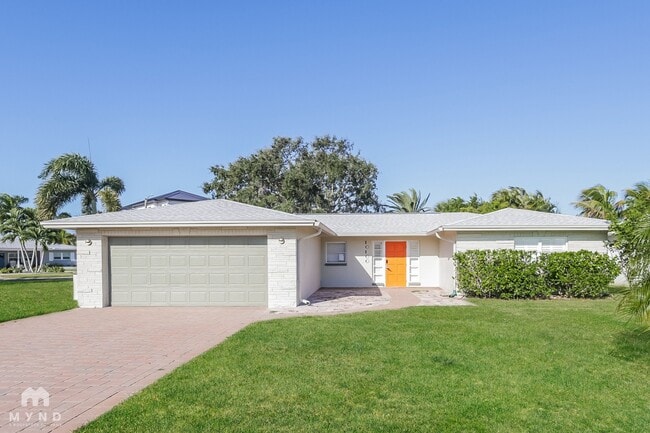 property at 10100 Paradise Blvd