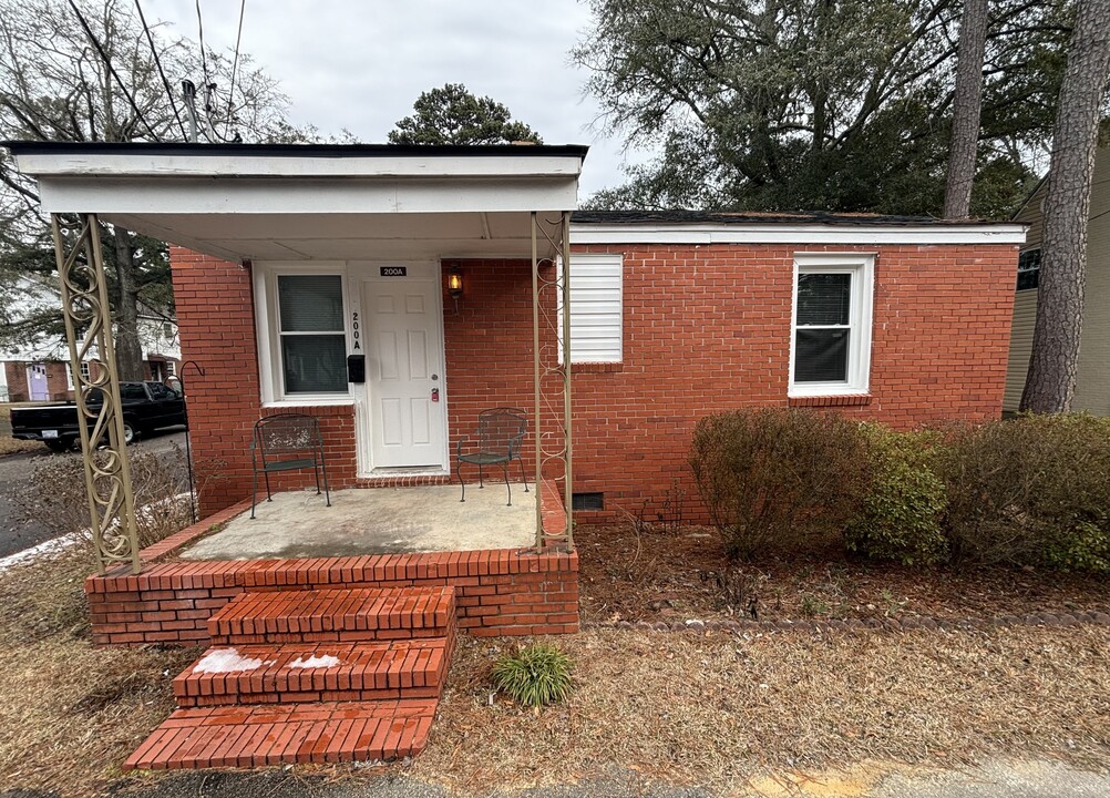 200 N Virginia Ave in Fayetteville, NC - Building Photo