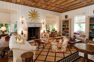 110 Clarke Ave in Palm Beach, FL - Building Photo - Building Photo