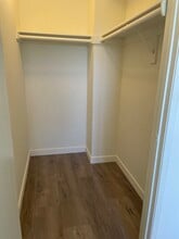 7349 Balboa Blvd, Unit 1 in Los Angeles, CA - Building Photo - Building Photo