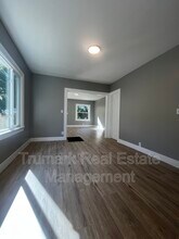 1349 E Elizabeth St in Pasadena, CA - Building Photo - Building Photo