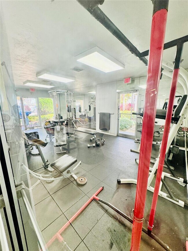 8307 SW 142nd Ave, Unit F106 in Miami, FL - Building Photo - Building Photo