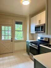 2750 Broadway Ave in Dormont, PA - Building Photo - Building Photo