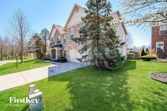17713 Oak Edge Cir in Noblesville, IN - Building Photo - Building Photo