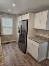 83 John St in Westerly, RI - Building Photo - Building Photo