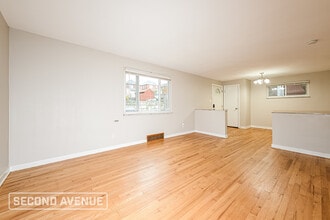 4274 Shields St in Pittsburgh, PA - Foto de edificio - Building Photo