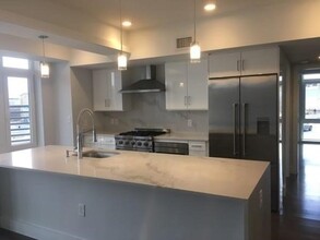 262 Monsignor O'Brien Hwy in Cambridge, MA - Building Photo - Building Photo
