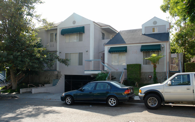 115 Maynard St in Glendale, CA - Building Photo - Building Photo