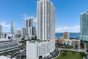 2000 Biscayne Apartments