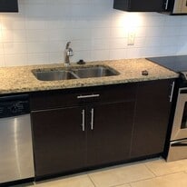 555 Delestre Ave in Coquitlam, BC - Building Photo