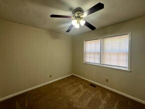 710 Dude Ct in Fayetteville, NC - Building Photo - Building Photo
