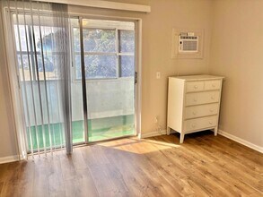 372 Camden P in West Palm Beach, FL - Building Photo - Building Photo