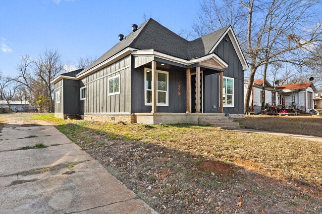 property at 1279 Bonham St