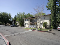 Winchester Place Apartments in Rancho Cordova, CA - Foto de edificio - Building Photo