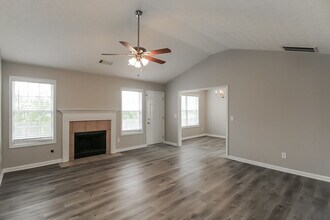 11570 Vinea Ln in Hampton, GA - Building Photo - Building Photo